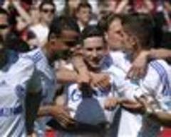 Freiburg 1-2 Schalke: Draxler on target as Keller's men clinch Champions League qualification