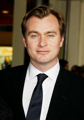 christopher nolan in 'informal talks' to helm 'bond 24'