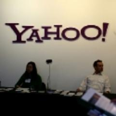 Yahoo board to meet on Sunday to decide on an all cash $1 billion to acquire Tumblr: Report