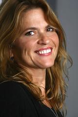Brazilian Vocalist Performs Sunday at Jazz at the Chimes