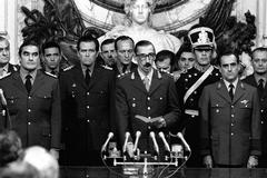 Reporter Remembers Fear in Videla’s Argentina